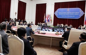 President Aquino urges ASEAN member-countries and South Korea to work together in fight against human trafficking