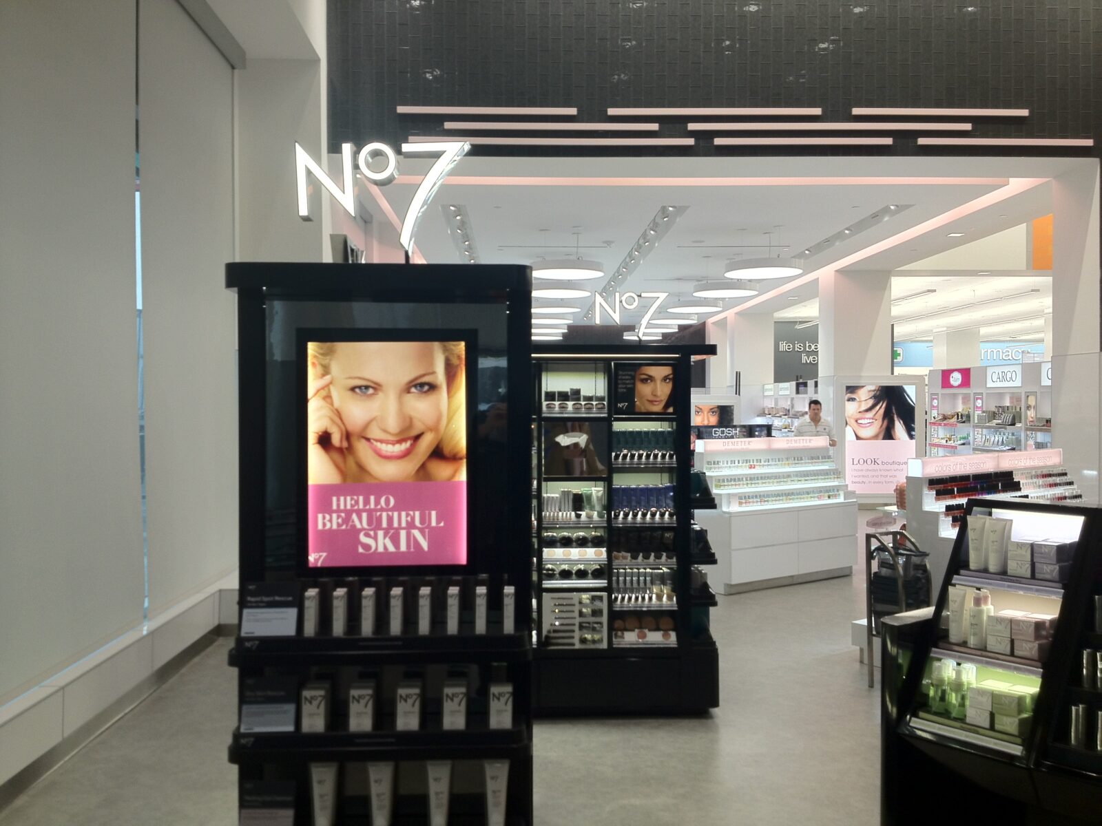 walgreens beauty consultant