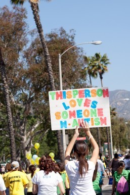 LA Autism Walk Hosts 40,000 Attendees and Raises Over $1.8M for Autism