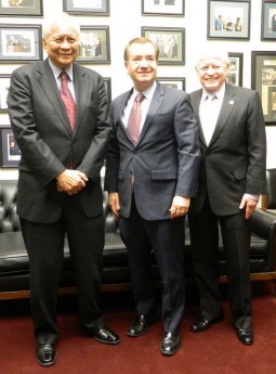 U.S. Congressional Leader Ed Royce to Visit PH on First Foreign Trip as Foreign Affairs Committee Chairman