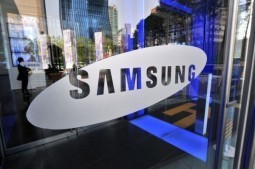 Samsung to unveil smartwatch alongside next smartphone?