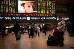 Millions head home for China annual migration