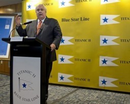Australian tycoon unveils plan for new Titanic