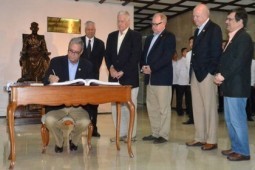 U.S. Congressional delegation discusses veterans’ welfare, West PHL Sea with Secretary del Rosario