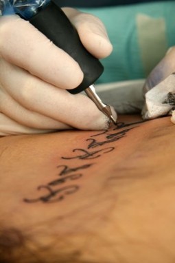 What to know before getting a tattoo