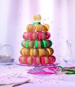 Nuxe celebrates 20 years of Rêve de Miel lip balm