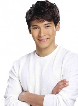 Enchong Dee confirms split with model GF