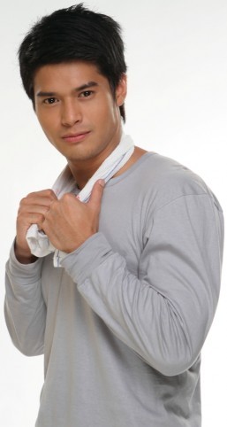 JC de Vera launches debut album
