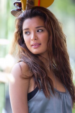 Michelle Madrigal returns to ABS-CBN