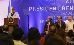 PNoy meets with Lumad leaders