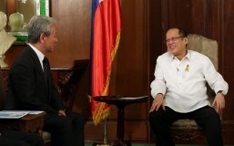 Aquino’s decision to stop balikbayan box inspections not politically motivated: Palace