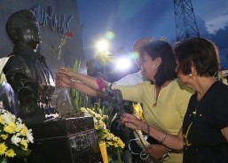 Angara: New post could be created for Robredo