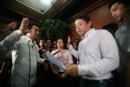 Don’t believe LP demolition job, Binay tells bishops