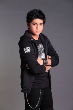 Miguel Tanfelix makes a stand against pre-marital sex