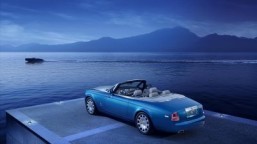 Rolls-Royce reveals the Phantom Drophead Coupé Waterspeed Collection