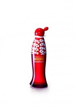 Moschino launching Chic Petals fragrance