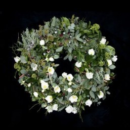 ‘World’s most expensive’ Christmas wreath unveiled