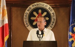 President Benigno S. Aquino III addresses the nation during the Press Briefing at the Heroes Hall of the Malacañan Palace on Monday (July 14, 2014). (MNS Photo).
