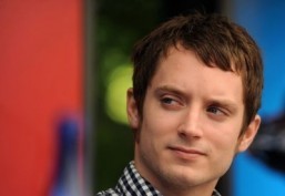 Elijah Wood headed for witch hunt