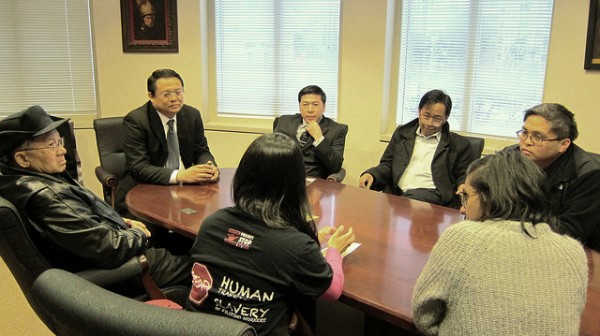 DIALOGUE. Officials of the Philippine Embassy in Washington, D.C. and leaders of the Justice for Grand Isle Shipyard Filipino Workers Campaign discuss the situation of Filipino offshore oil workers in Louisiana during a dialogue on 18 March 2013. In photo are First Secretary and Consul Elmer Cato, Welfare Officer Saul de Vries and Assistant Labor Officer Oliver Flores with Dante Simbulan and Josef Cadgugay of the Katarungan Center for Peace, Justice and Human Rights in the Philippines and Katrina Abarcar and Ann Beryl Corotan of Philippine Forum and the National Alliance for Filipino Concerns. (Philippine Embassy Photo by Christine Rubio)