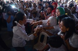 Poe camp points to US Embassy doc to prove PHL residency since 2005