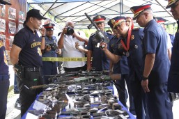High-powered firearms seized in North Cotabato mayor’s house