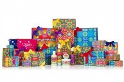 Kiehl’s teams up with artist Peter Max to give its hallmark bottles a new look for 2015 holiday season