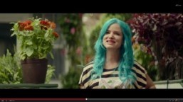 Juliette Lewis plays a frustrated suburban mom in ‘Kelly & Cal’
