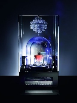 Lancôme, Baccarat and Reuge present luxury edition of La Vie est Belle