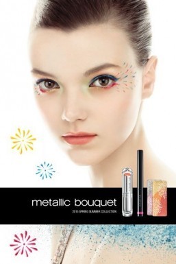Shu Uemura is launching its "Metallic Bouquet" makeup collection for the Spring-Summer 2015 season. ©Shu Uemura