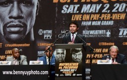 A report on GMA News in Manny Pacquiao’s homeland detailed that he had given blood and urine samples to a medical technician that made an unannounced visit to Pacquiao’s training area in Los Angeles.
