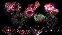 4th of July fireworks show at the Rose Bowl