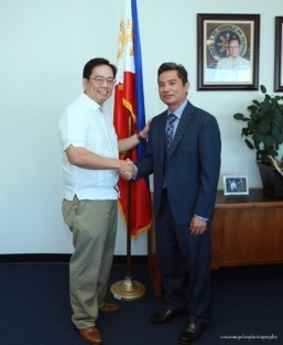 De Castro, new PHL honorary consul for San Diego