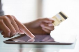 ‘Cyber Monday’ sales top $2 bn, boosted by mobile