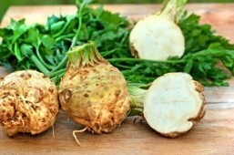 Give weight-loss efforts a boost with ‘negative-calorie’ foods