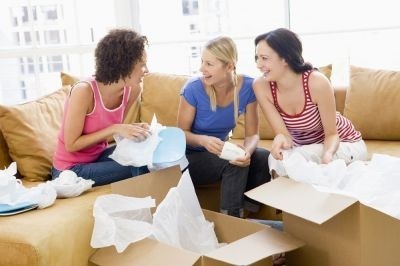 While social media expands our network of casual contacts, most of us maintain a very small number of close friends throughout our lives, a new study finds. ©Monkey Business Images/shutterstock.com