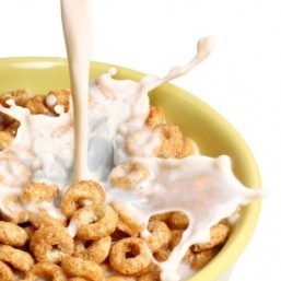 General Mills pledges GMO-free Cheerios