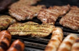 Beer – the darker the better – may reduce carcinogens in grilled meats