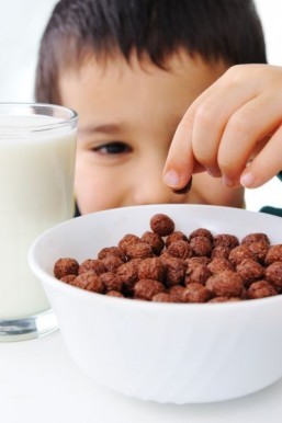 Drinking milk after eating sugary foods may cut cavity risk