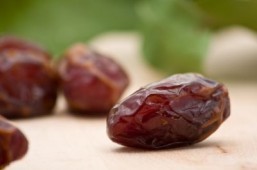 One date, eaten with a dab of peanut butter, delivers a reasonable dose of sugar and of healthy unsaturated fats. ©Shawn Hempel/shutterstock.com