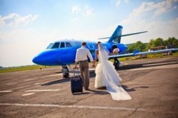 Got a mile-high love story? United Airlines is looking for you